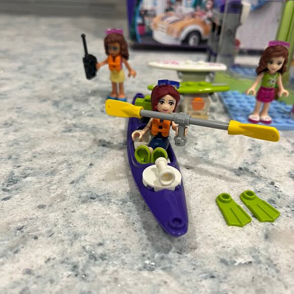 Lego Heartlake Frozen Yogurt Shop Friends Set 41320 No Car - Picture 2 of 7